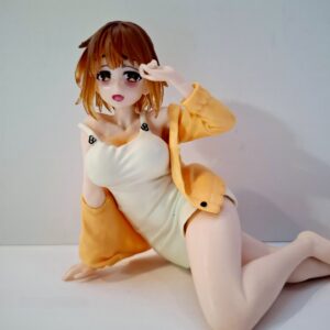 فیگور رایزا نشسته