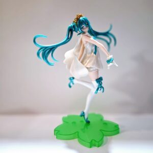 فیگور هاتسونه میکو پاپیون